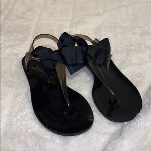 BCBG black jelly sandals 🌼